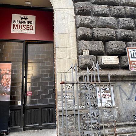 B&B Civico 22 Silvestre Naples Exterior photo