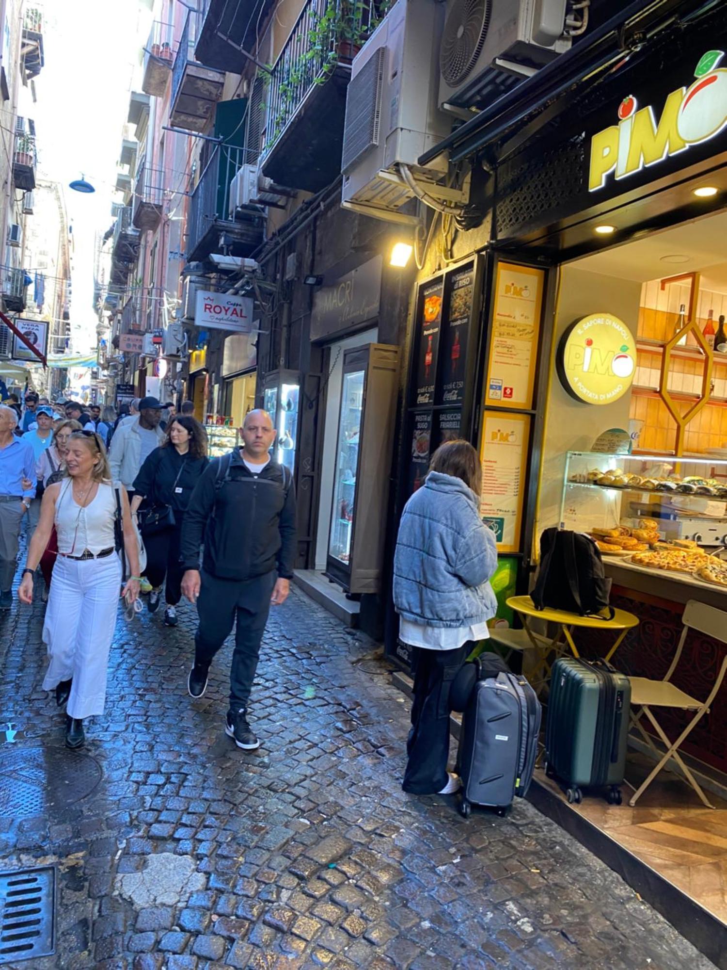 B&B Civico 22 Silvestre Naples Exterior photo