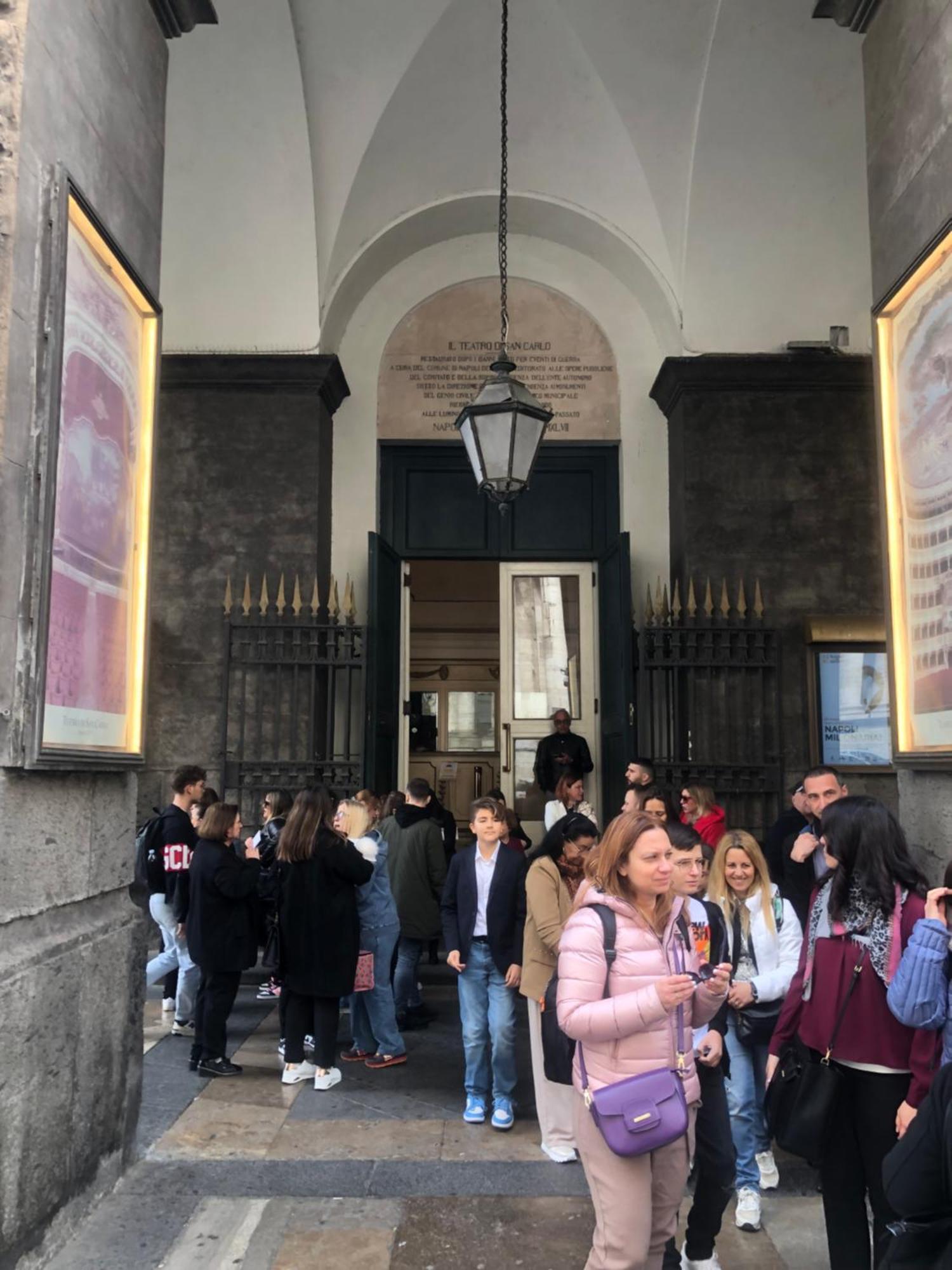 B&B Civico 22 Silvestre Naples Exterior photo