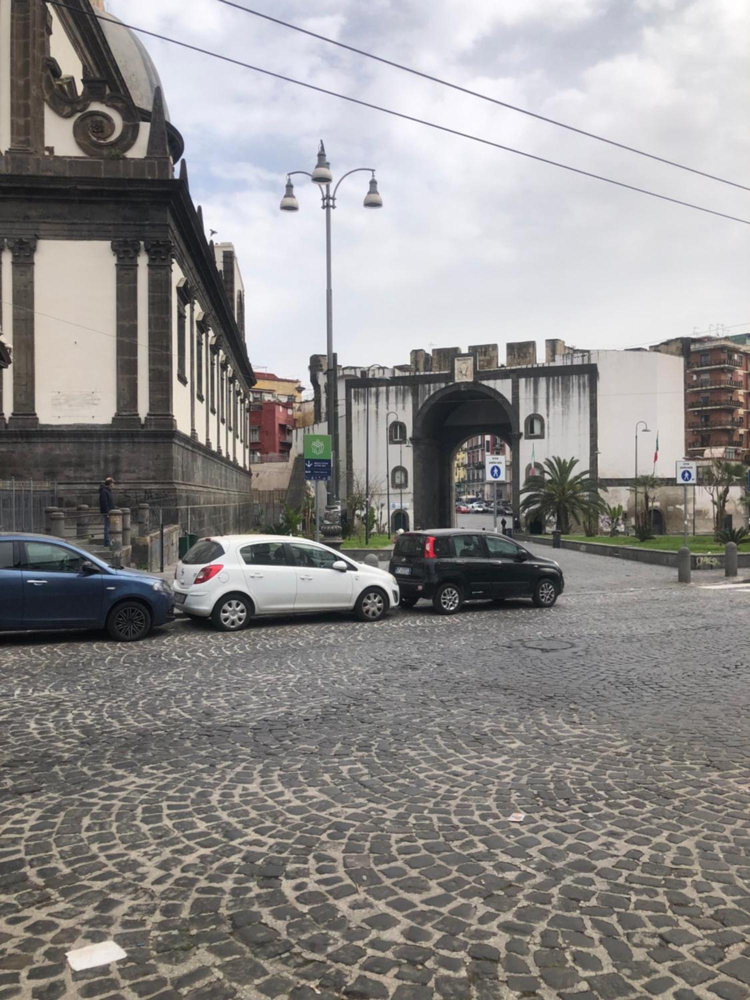 B&B Civico 22 Silvestre Naples Exterior photo