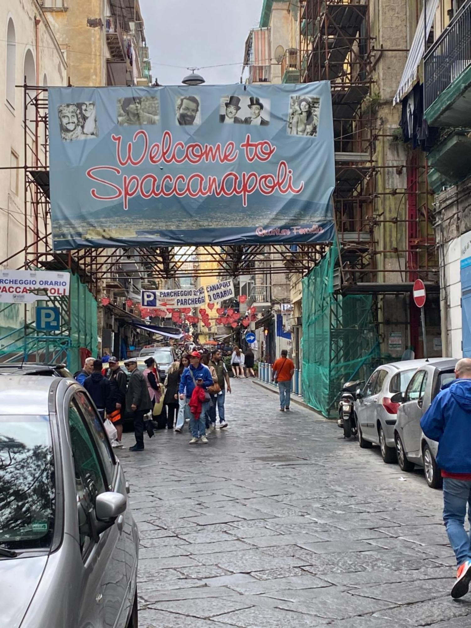 B&B Civico 22 Silvestre Naples Exterior photo
